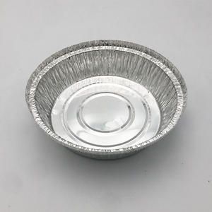 Маленькая круглая чаша из алюминиевой фольги для выпечки